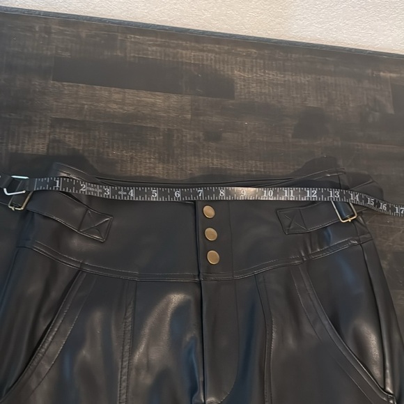 Young Fabulous & Broke Black Vegan Leather Hight Waisted Pants Size Small - Picture 6 of 8